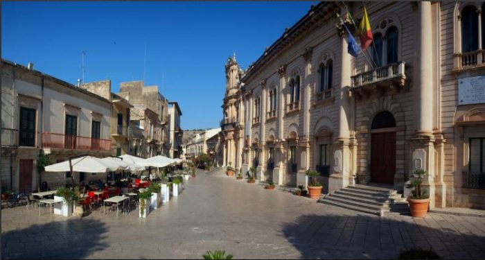 viaggio nei luoghi di montalbano