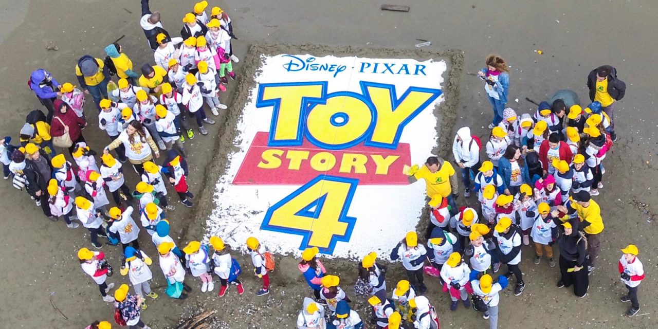 Legambiente e Toy Story 4 insieme per l’edizione 2019 di Spiagge e fondali puliti: il 25 e il 26 maggio oltre 250 appuntamenti in tutta Italia per ripulire i nostri litorali dai rifiuti.