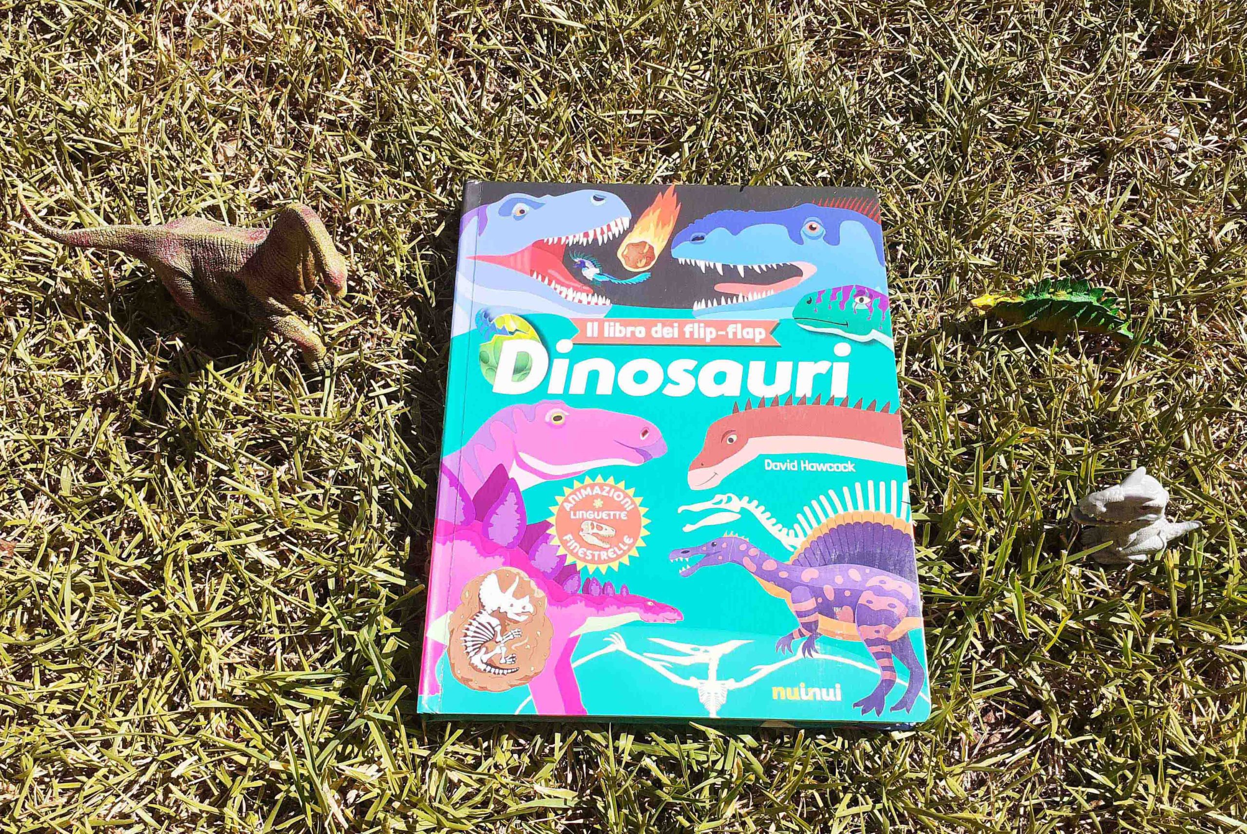 Dinosauri, il libro dei flip flap che le mie bambine adorano! [letto con  Altea e Sofia] - Le Nuove Mamme